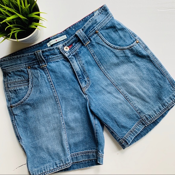 tommy hilfiger mom shorts